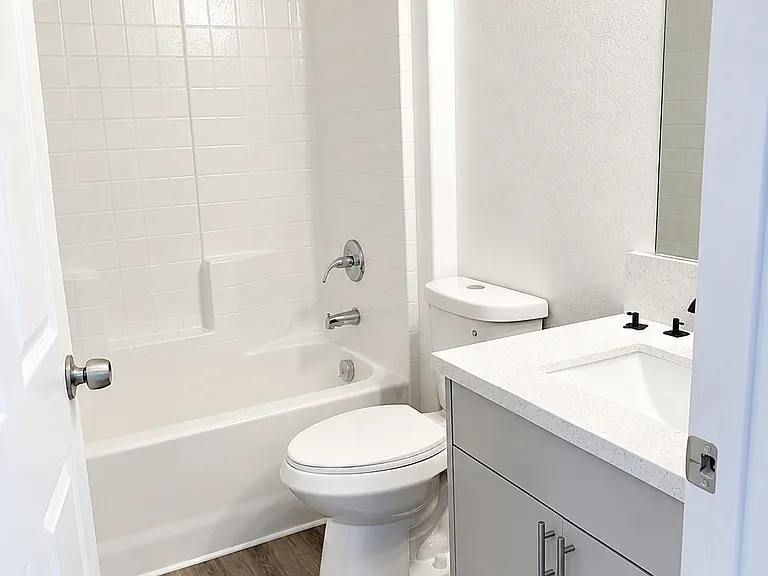 1410 Star Rd #2 — Photo 16