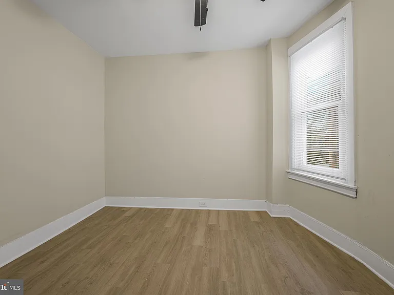 5723 Spruce St #2 — Photo 14