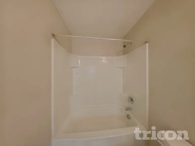 15619 Merlin Ave — Photo 13