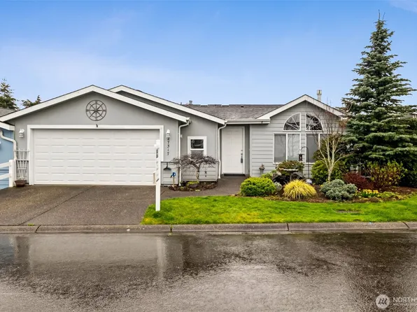 27317 217th Place SE #165, Maple Valley, WA 98038
