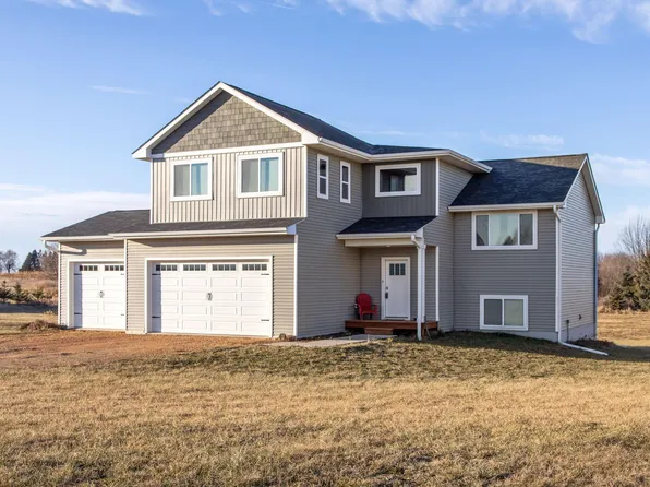 N5637 1210th St, Prescott, WI 54021