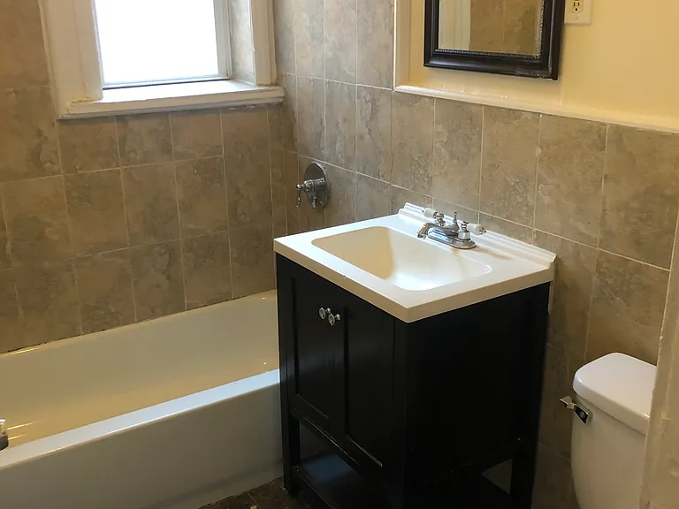 40 Lenox Ave — Photo 18