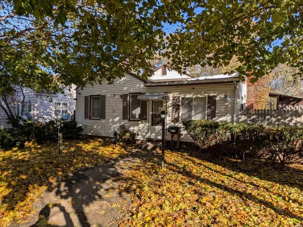 1602 College St, South Bend, IN 46628