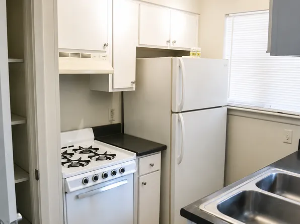 104 W. 38th 1/2 Street