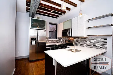 Rented by SCOUTBK.COM