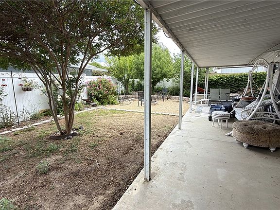 4th image of 38340 Calle Cervato
