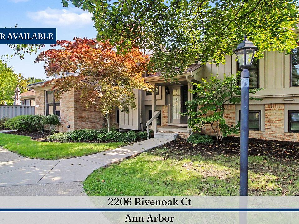 1st image of 2206 Rivenoak Ct