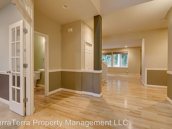 4th image of 22513 SE 15th Pl