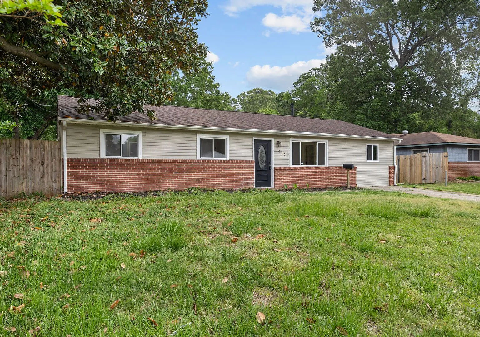 Charming 4BR Ranch in Prime Virginia Beach Location — Photo 2