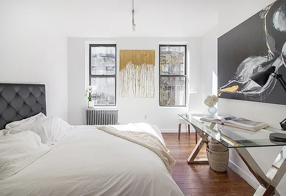 Sold by Compass | media 7