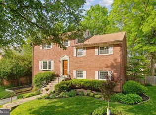 9923 Julliard Dr, Bethesda, MD 20817