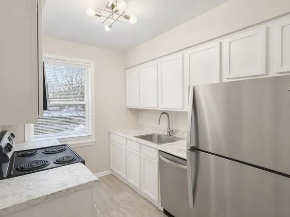 3923 Pennsylvania Ave SE APT 301, Washington, DC 20020