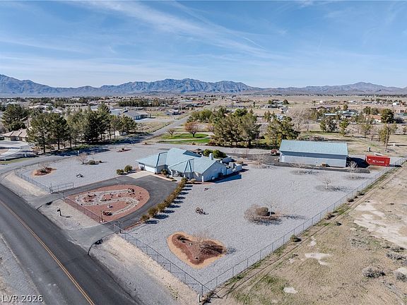 2nd image of 2060 Red Rock Dr