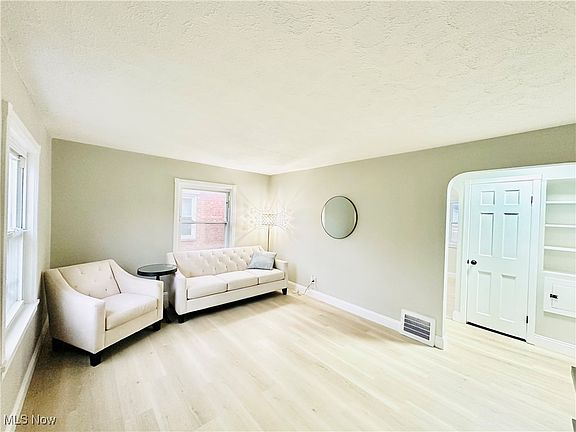 4th image of 20510 Mountville Dr