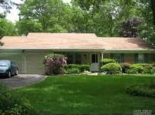 23 Watermill Way, Ridge, NY 11961