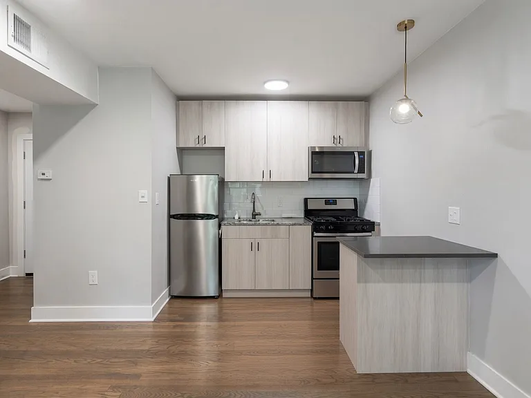 4004 N Bell Ave #2B — Photo 4