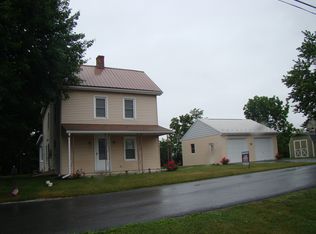 7477 Friendship Village Rd, Chambersburg, PA 17202