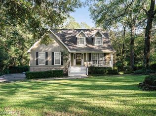 1920 Foxfire Rd, Mobile, AL 36618