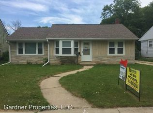 5664 N 67th St, Milwaukee, WI 53218