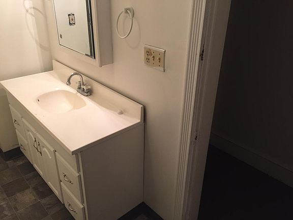 5th image of 24 Clifton Ave