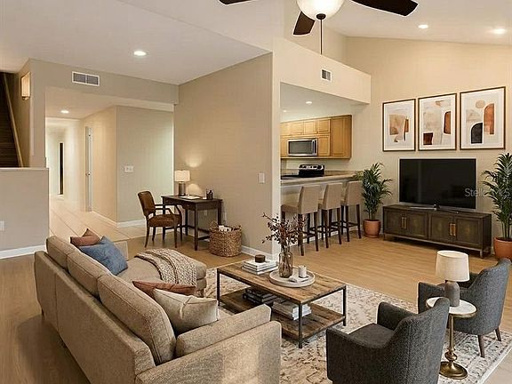 3rd image of 4700 SW Archer Rd APT 131