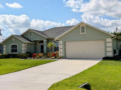 302 SW Log Drive, Port Saint Lucie, FL, 34953
