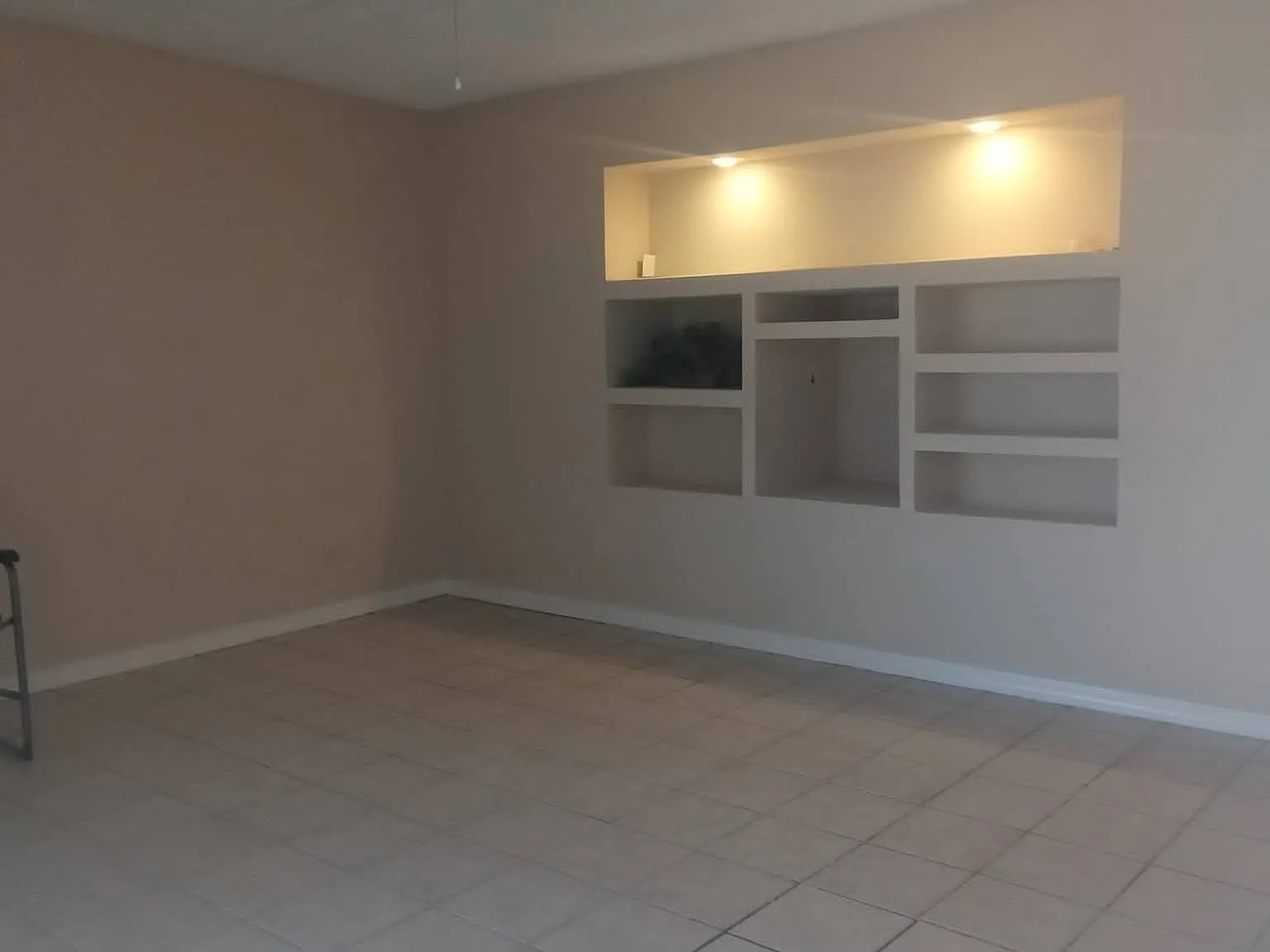 3 bed, 1181 sqft, $1,690 — Photo 4