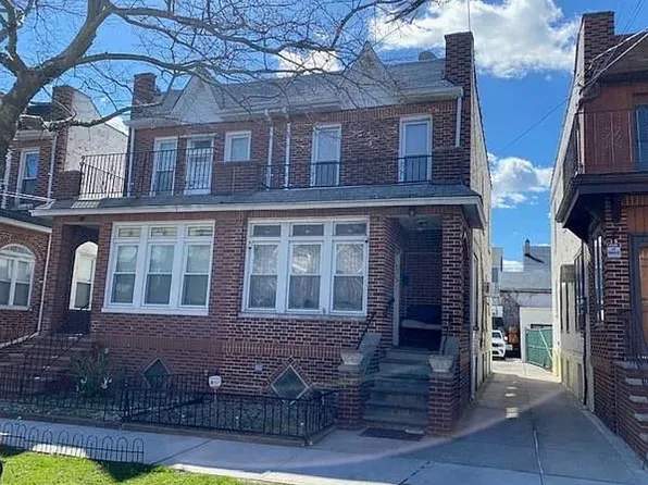13726 95th St, Ozone Park, NY 11417