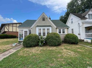 1511 Spruce St, Murphysboro, IL 62966
