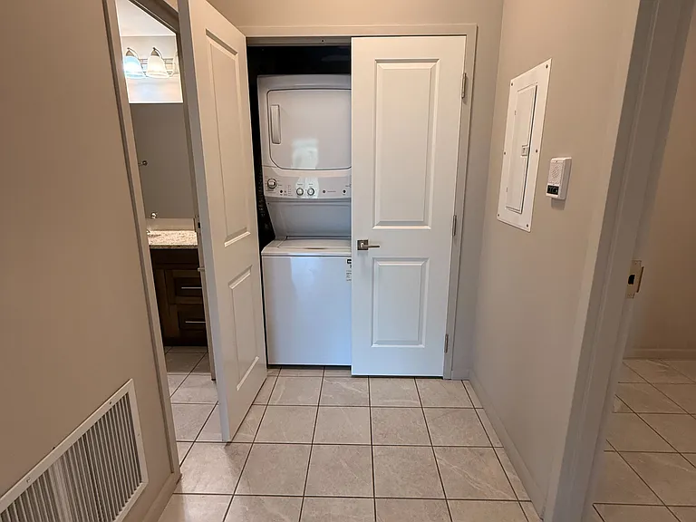 1518 Pelham St #302 — Photo 9