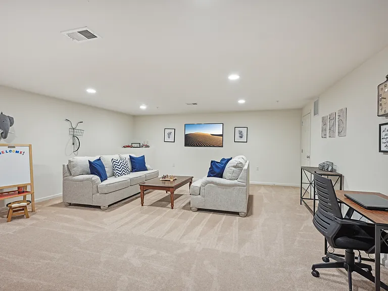 Heritage Orchard Hill Townhome Rentals — Photo 21