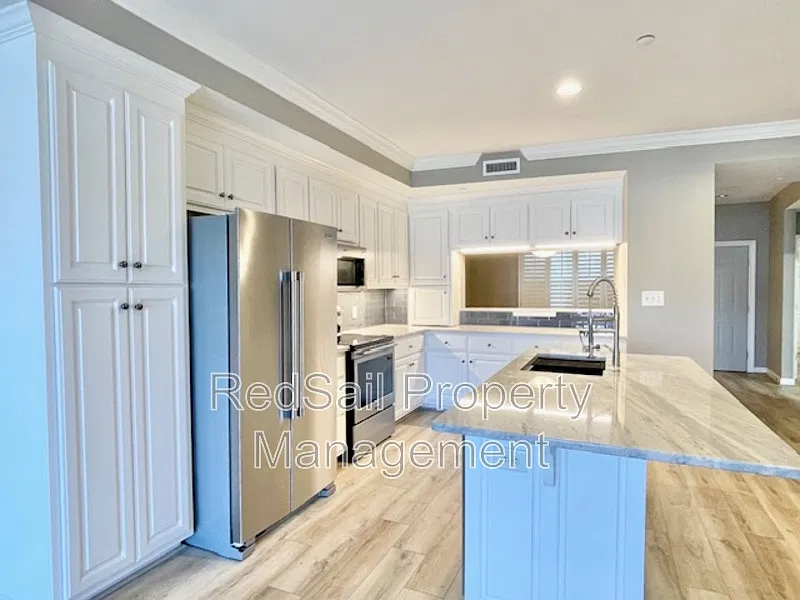 2 bed, 2.5 bath, 1746 sqft, $2,750 — Photo 1