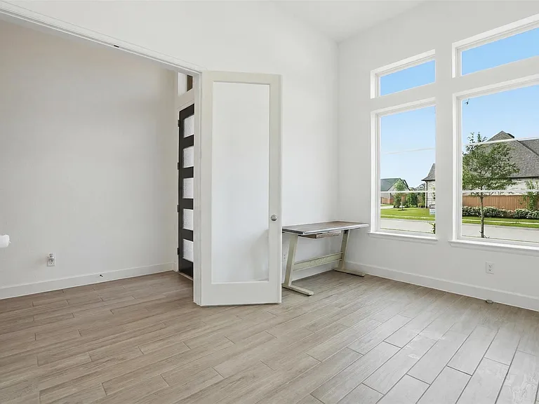 24719 Hibiscus Garden Way — Photo 3