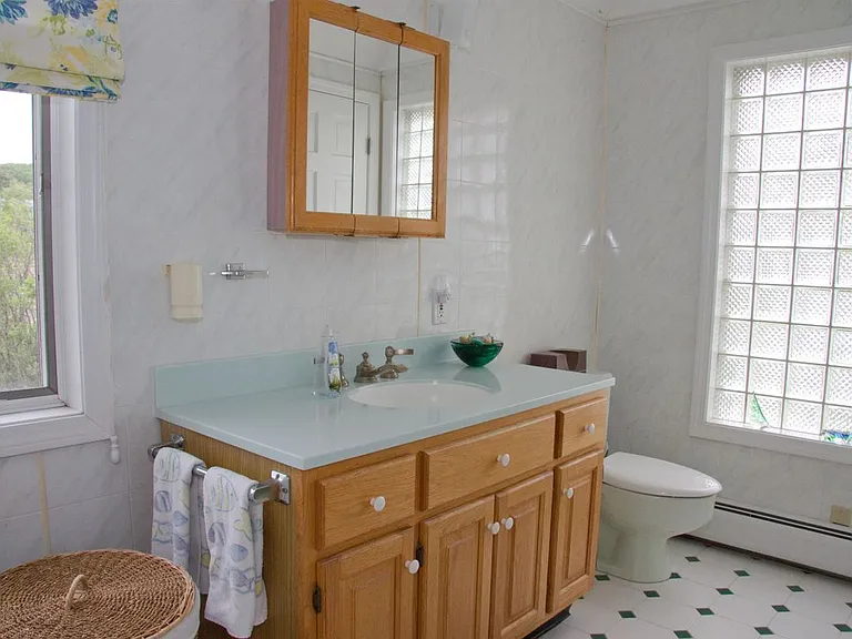 16 Kenphil Ave — Photo 12