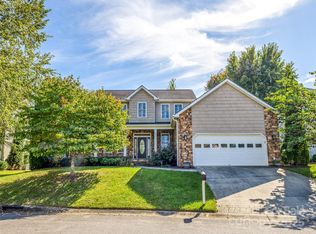51 Driftstone Cir, Arden, NC 28704