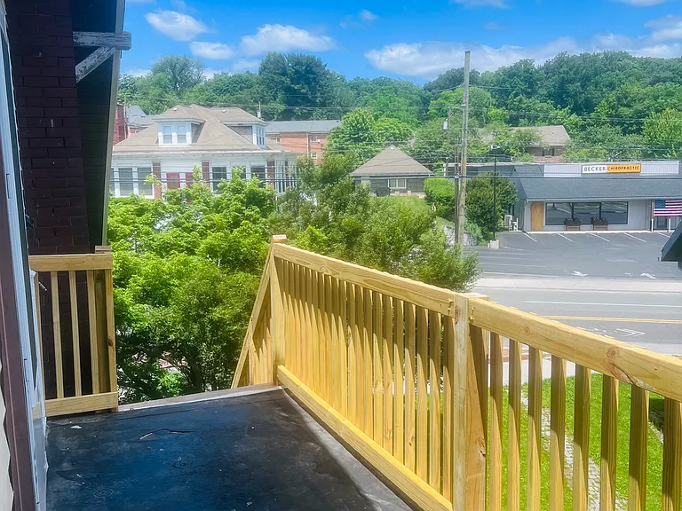 516 Market St — Photo 27