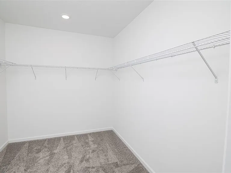 2642 Runners Cir — Photo 35