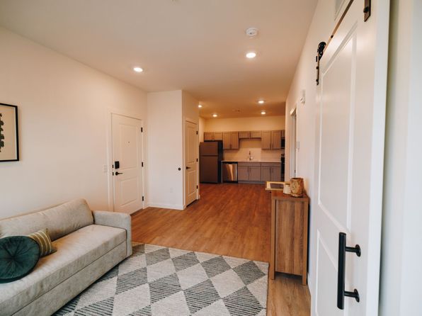 1060 Crest Way #43E86DB23