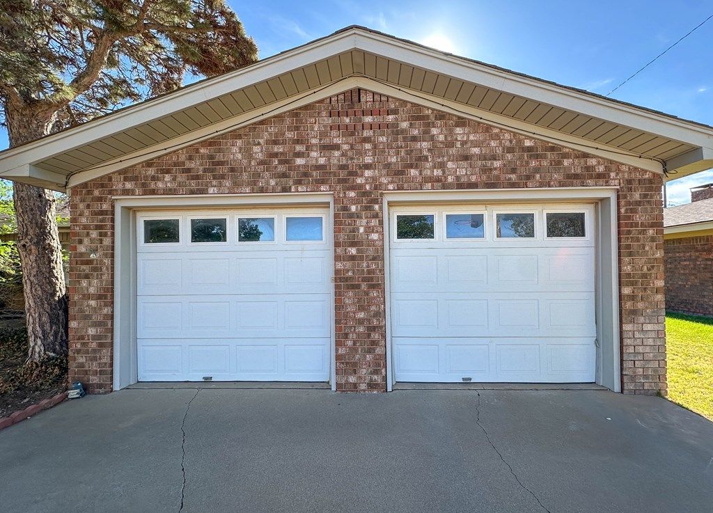 610 N Washington Ave, Denver City, TX - View 3