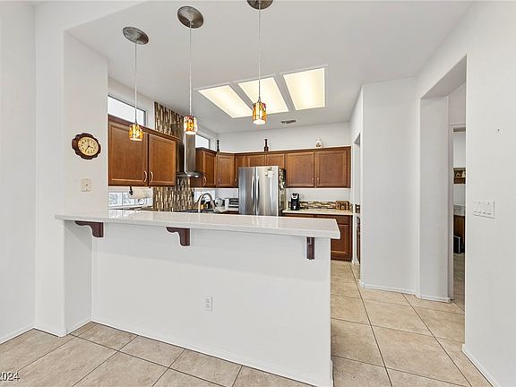 5th image of 2612 Spalding Dr