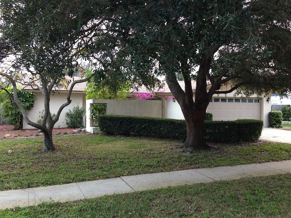 1st image of 2351 Ashmore Dr
