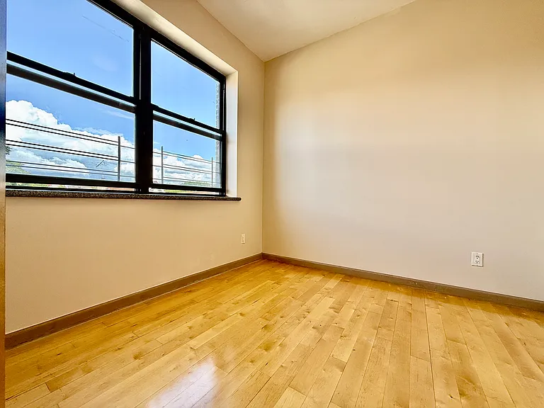 6739 5th Ave #3B — Photo 6