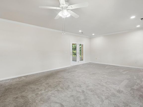 2nd image of 6907 Gentry Ln