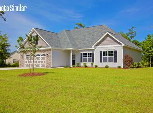 242 Marsh Haven Dr, Sneads Ferry, NC 28460