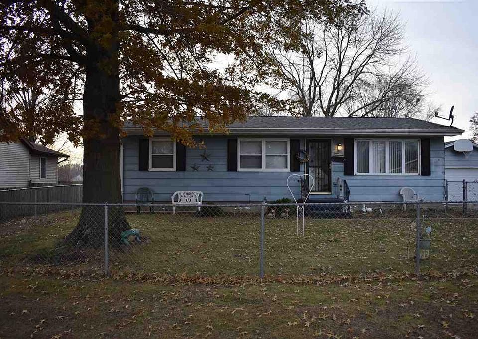 1st image of 317 Saunders Ave