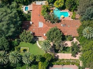 5001 Vanalden Ave, Tarzana, CA 91356