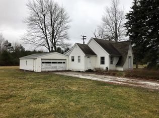 577 W Bard Rd, Muskegon, MI 49445