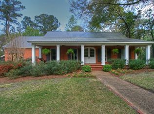 6949 McIntyre St, Fairhope, AL 36532
