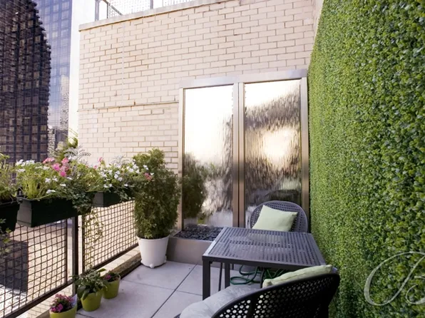 333 East 46th Street image 1 of 5