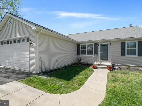 10503 Windsor Knoll Dr, Upper Marlboro, MD 20772